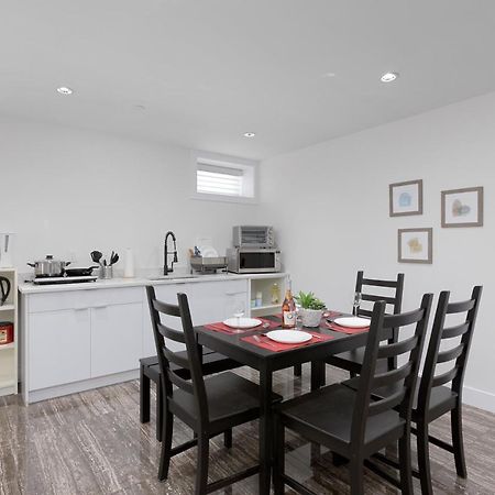 Cozy 3Bdr Suite Near Queen Elizabeth Park バンクーバー エクステリア 写真