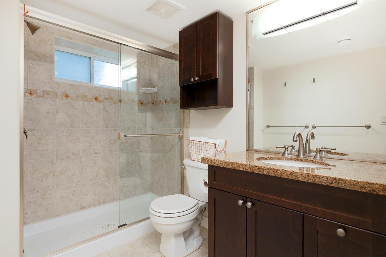 Cozy 3Bdr Suite Near Queen Elizabeth Park バンクーバー エクステリア 写真