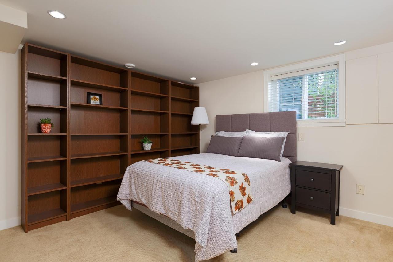Cozy 3Bdr Suite Near Queen Elizabeth Park バンクーバー エクステリア 写真